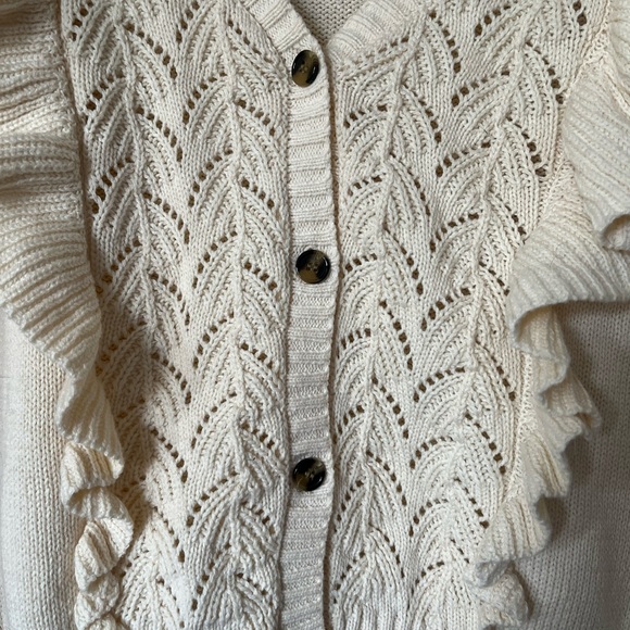 NWT! Pretty Lauren Conrad Cropped Cardigan - Picture 2 of 6